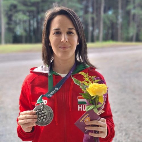 Biatovszki Mira ezüstérmes lett