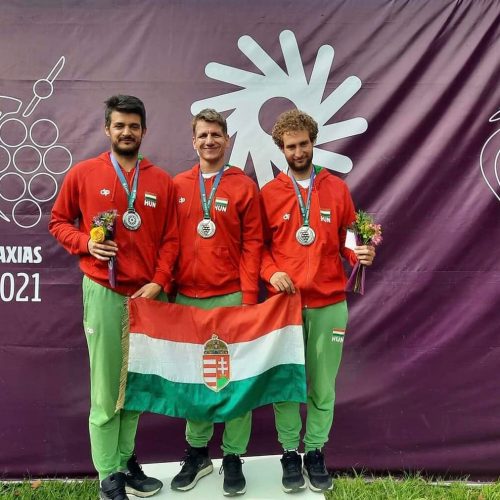 Férfi tájfutóink ezüstérmet szereztek